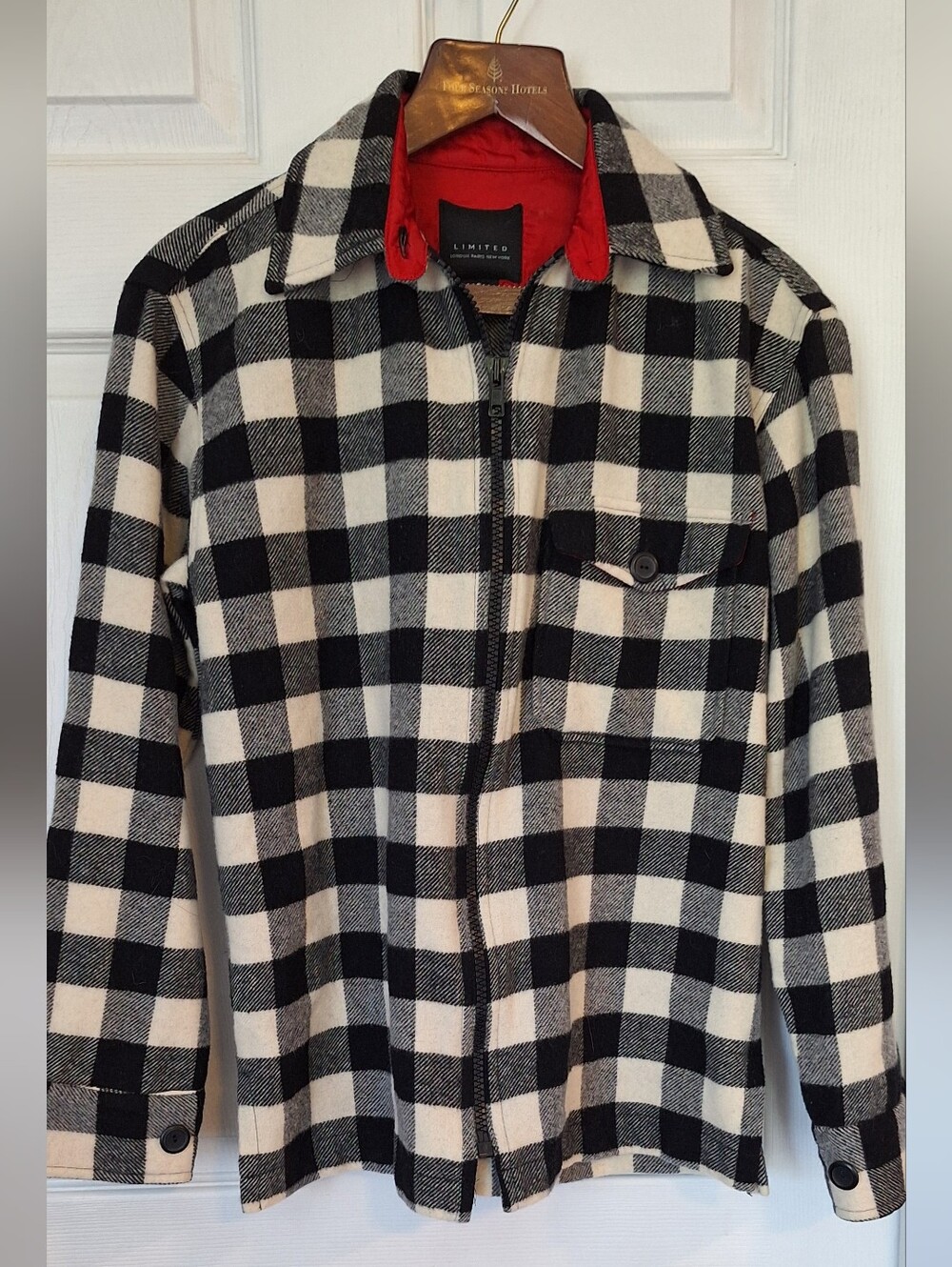 LIMITED 100% Wool Buffalo Plaid Jacket Made in Italy Size Small